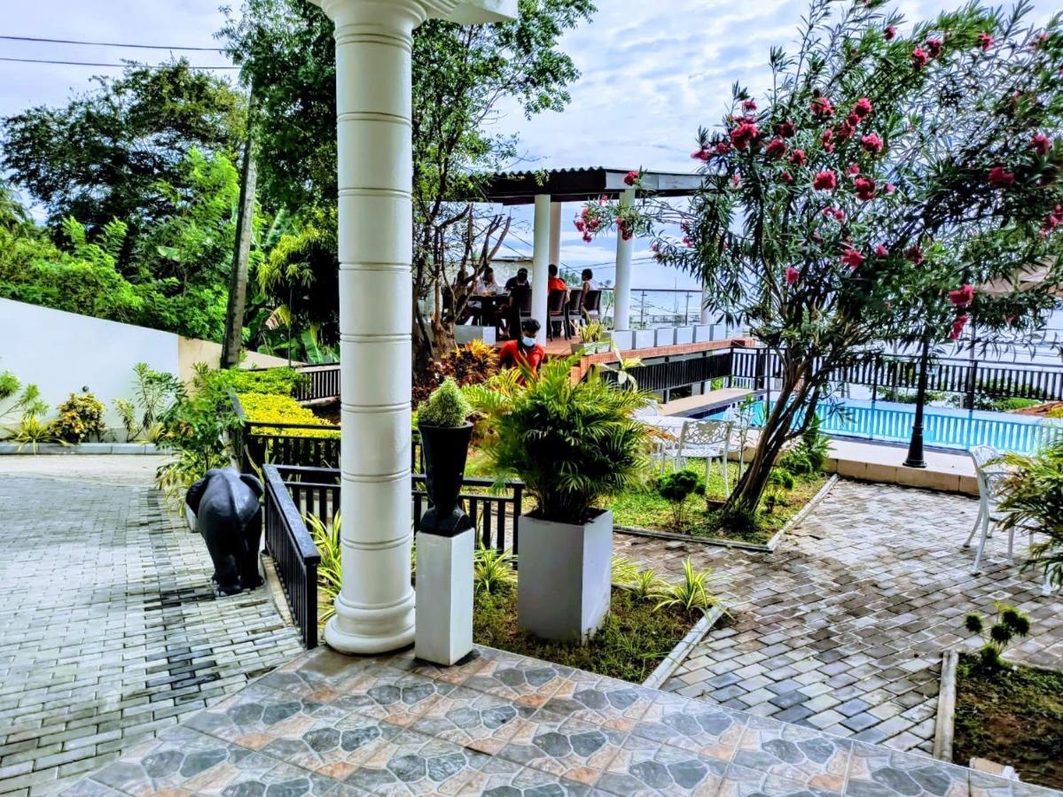 Queens Beach Hotel Tangalle Kültér fotó